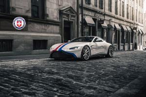 2018 Aston Martin Vantage on HRE Wheels (P204)